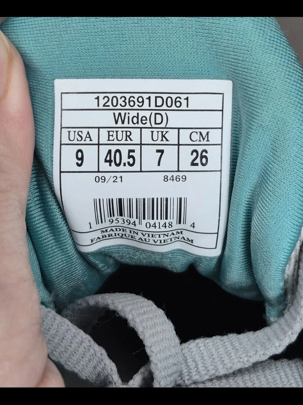 Brooks Glycerin 20 Women's Size 9D Wide Running Shoes Oyster/Latigo Bay/Coral